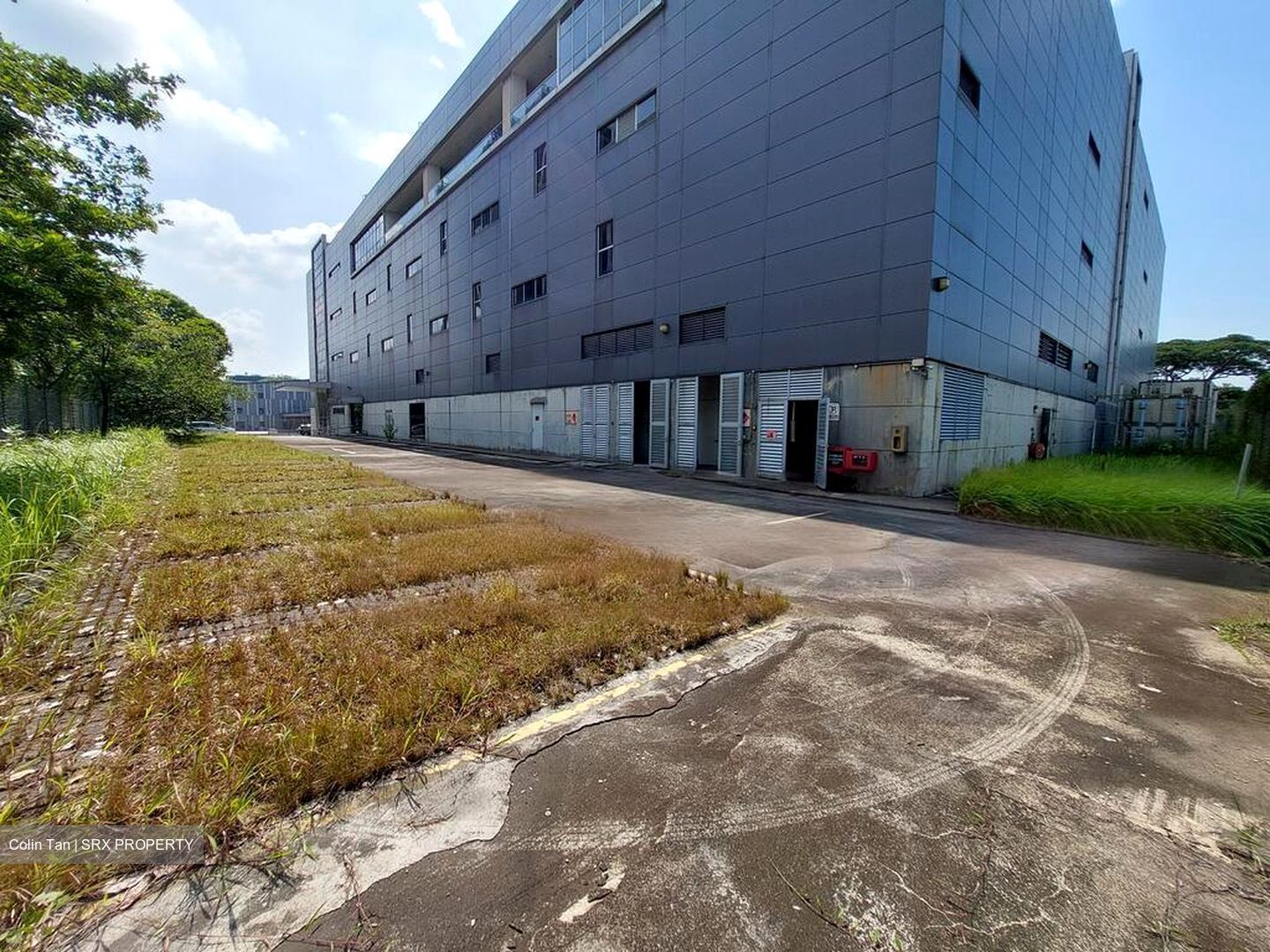 Tukang Innovation Drive (D22), Factory #454942791